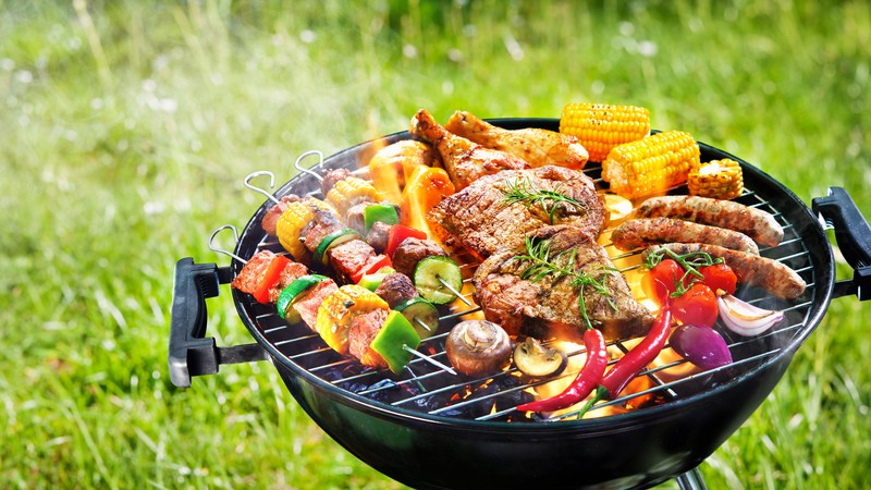 What Features Should I Look For When Buying a Barbeque Grill?