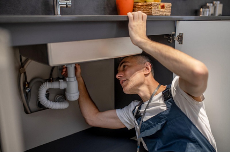 What to Expect When Hiring a Plumbing Contractor in Singapore